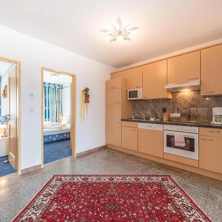 Hilbrand Apartment